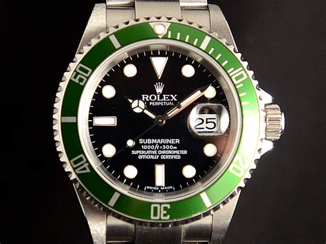 prezzo di listino rolex submariner ghiera verde|rolex submersible ceramica.